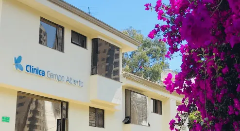 Clínica Campo Abierto en Bogotá con atención integral en psiquiatría y psicología