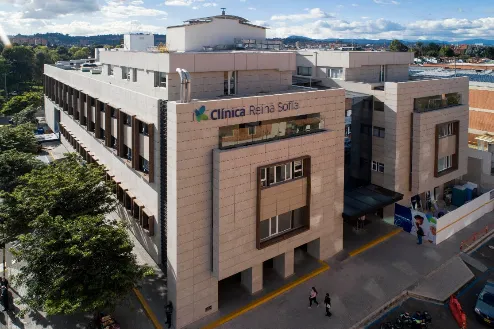 Clínica Reina Sofía en Bogotá, centro hospitalario moderno para atención en salud