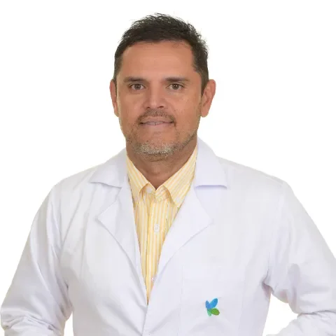 Doctor Jhoan Manuel Carvajal especialista en Clínica Keralty Ibagué