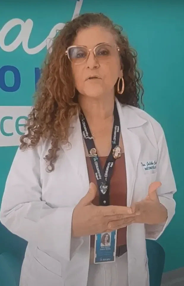 Doctora de la Clínica Keralty Ibagué hablando sobre el nacimiento de los primeros trillizos